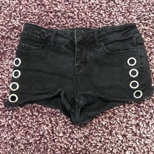 Hot Topic black jean shorts